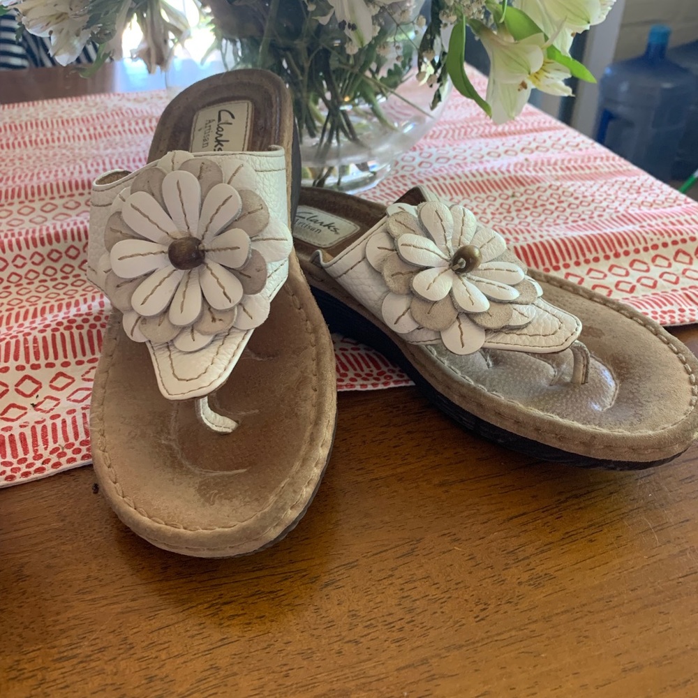 Clark’s Artisan Leather Flower Sandals